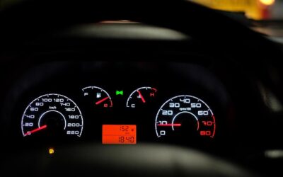 A műszerfal nyelve: mit üzen a check engine lámpa?