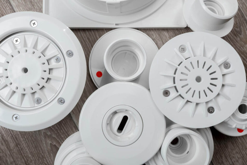 Kicsi, de rettentően hasznos: füstérzékelő